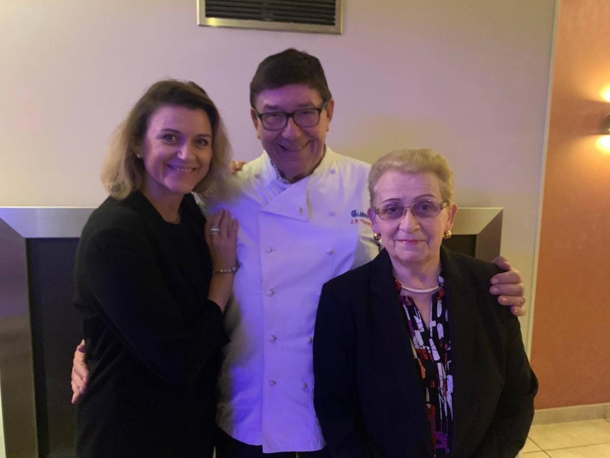 Logis Hotel Restaurant Le Moulin De La Coudre Venoy Dış mekan fotoğraf